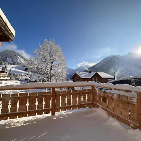 Schwarz Chalet