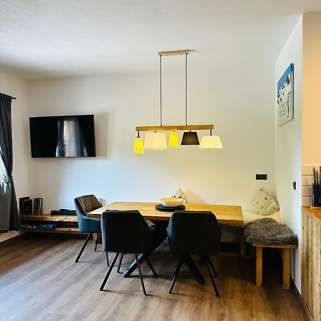 Schwarz Chalet