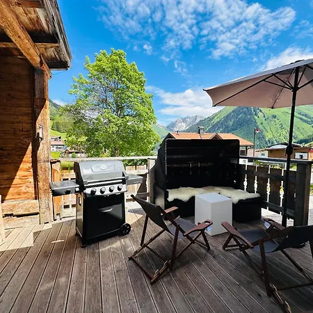 Schwarz Chalet *